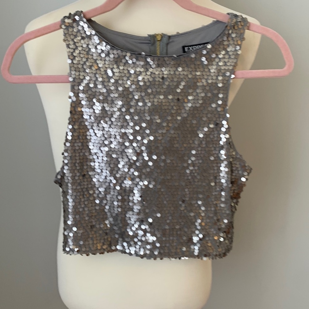 Sequence sleeveless cropped top